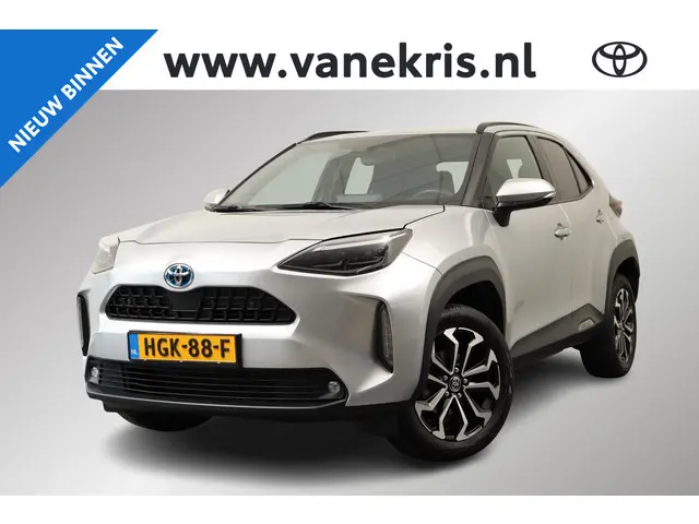 Toyota Yaris Cross 1.5 Hybrid Dynamic, Parkeersensoren, Stoelverw