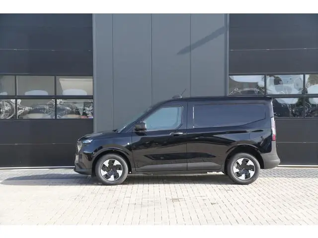 Ford E-Transit Courier