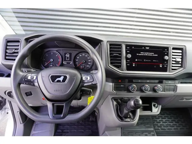 MAN TGE 5.180 180pk Dubbellucht Bakwagen Laadklep Apple Carplay Camera Cruise control Koffer LBW