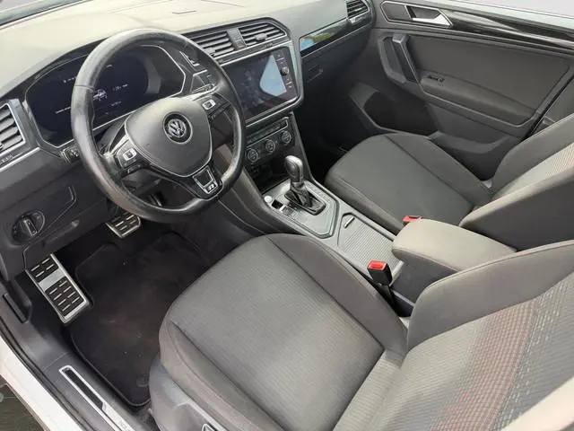 Volkswagen Tiguan 1.4 TSI 175pk R-Line Aut- Panoramadak, Stuur/Stoelverwarming, Virtual Cockpit, Car...