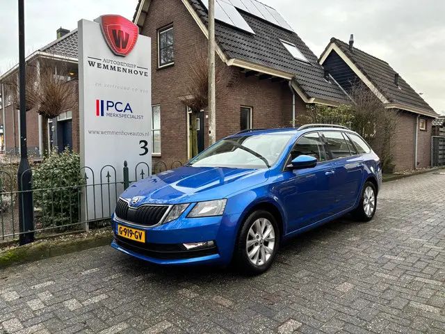 ŠKODA Octavia Combi 1.0 TSI Greentech Business Edition