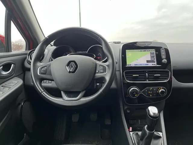 Renault Clio Estate 0.9 TCe Intens / Trekhaak / Camera / PDC V+A / Keyless / Climate / Cruise / 16''...
