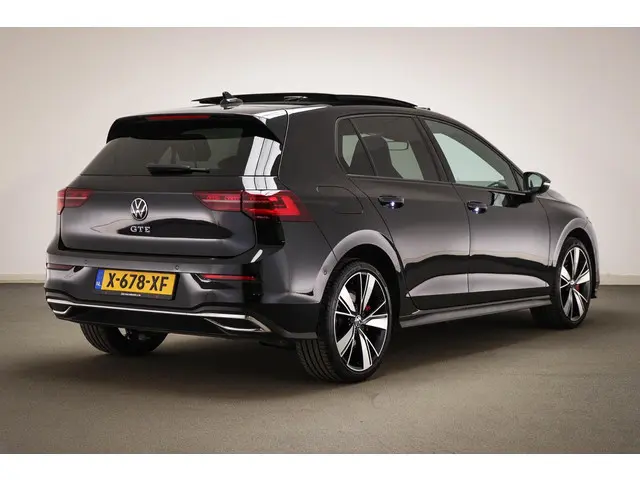 Volkswagen Golf 1.4 eHybrid GTE | WINTER / ASSISTENTIE- PACK | IQ LIGHT | PANORAMADAK | CAMERA | 18"