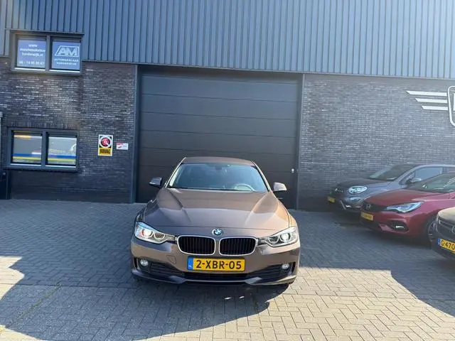 BMW 3-serie 316i Executive | 3/6/12MND GARANTIE | AUTOMAAT | CRUISE | NAVI | ELECRAMEN | CLIMA | LED...