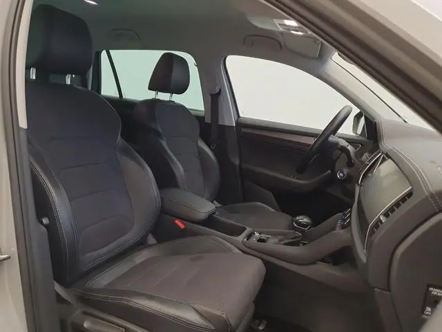 ŠKODA Kodiaq 1.5 TSI 150pk DSG/AUT Business Edition 7p. Wegklapbare trekhaak, Camera, Acc