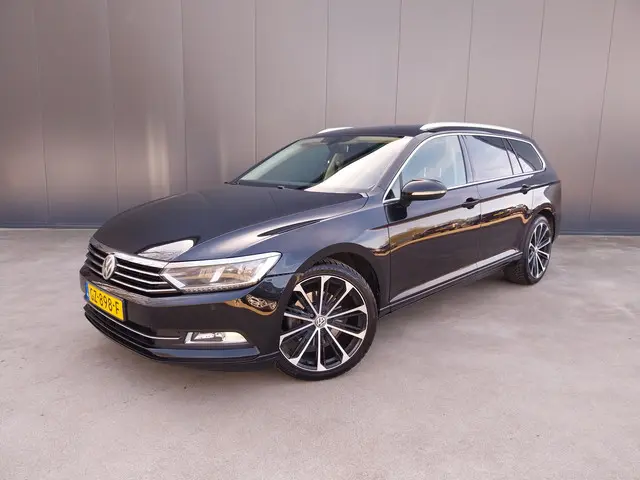 Volkswagen Passat Variant 1.6 TDI Comfortline LED CRUISE ECC TREKHAAK