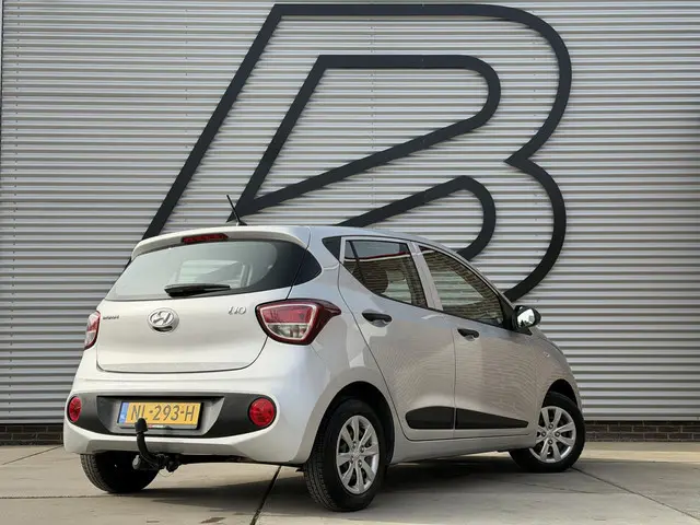 Hyundai i10 1.0i i-Motion Airco|Trekhaak|Elektr. Ramen|N.A.P|APK tot 07-2026