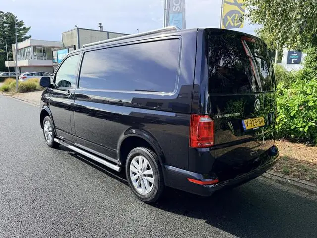 Volkswagen Transporter 2.0 TDI L1 150PK DSG•Navi