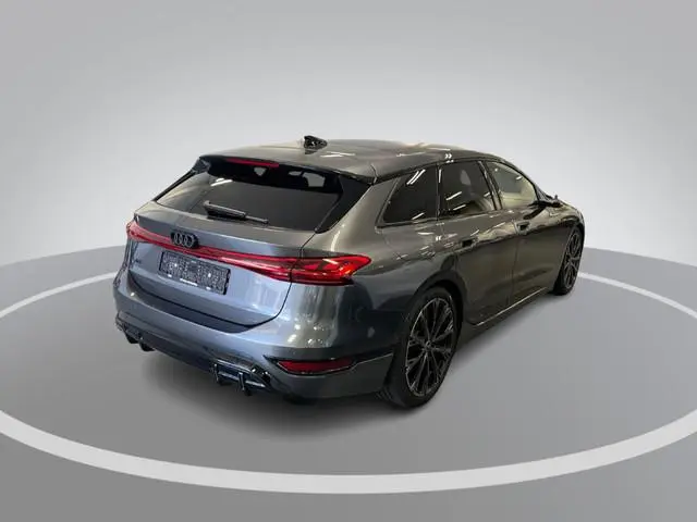 Audi A6 Avant e-tron edition 83 kWh 286pk · 98,1% · Panoramadak · Inklap. Trekhaak · 360 Camera · He...