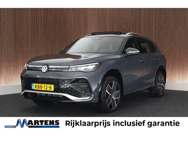 Volkswagen Tiguan 1.5 272pk eHybrid R-Line Edition Trekhaak Camera Keyless Massage Virtual Cockpit P...