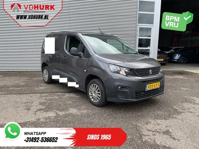 Peugeot Partner 1.5 HDI 100 pk NL Auto/ Carplay/ PDC/ Cruise/ Trekhaak/ Airco