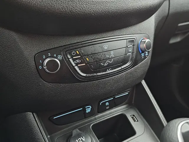 Ford Transit Courier