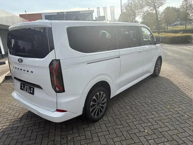 Ford Tourneo