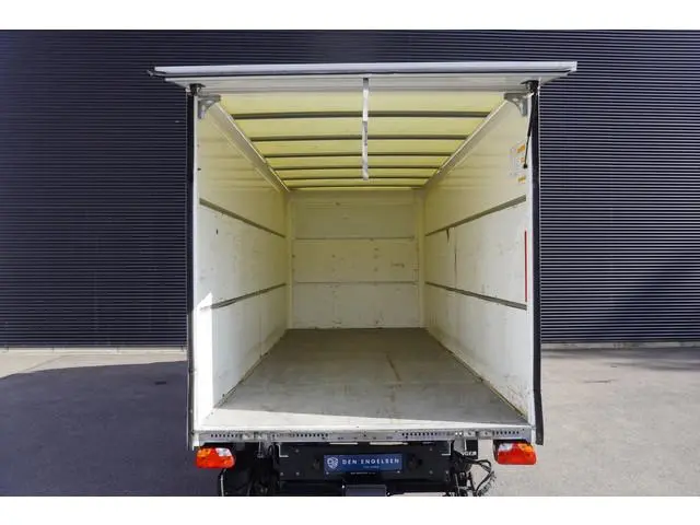 Volkswagen Crafter 180pk Automaat Bakwagen Laadklep Trekhaak Apple carplay Stoelverwarming Airco Cru...