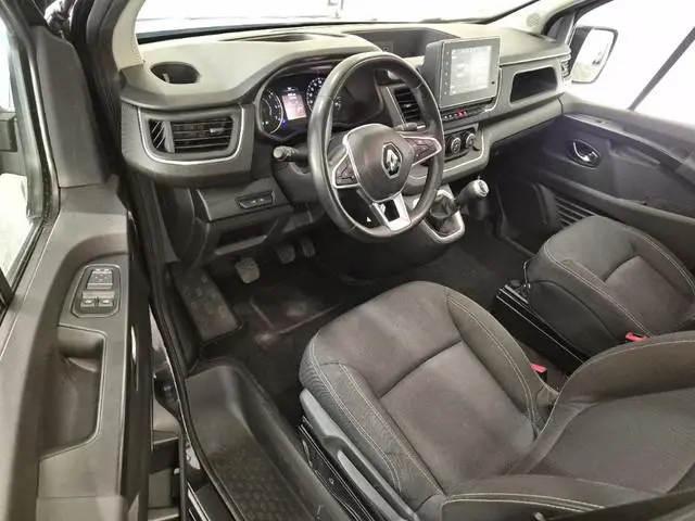 Renault Trafic 2.0 dCi 130pk DC Airco Black Edition Spoilerpakket