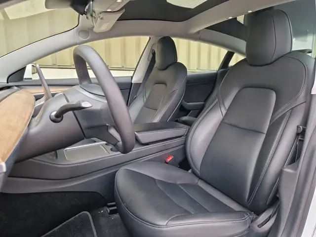 Tesla Model 3 Standard RWD Plus 60 kWh |CAMERA|STUUR+STOELVW. |ELEKTRISCHE STOELEN| 12133 / 5203