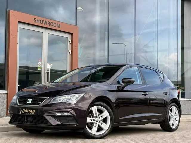 SEAT Leon 1.4 EcoTSI FR | Stoelverwarming | Half Leder | Seat Sound | Achteruitrijcamera | Apple Car...