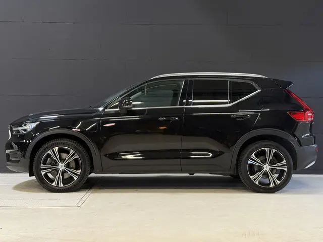 Volvo XC40 1.5 T5 Recharge Inscription | Leder | Camera | Trekhaak | Stoel/Stuurverw.