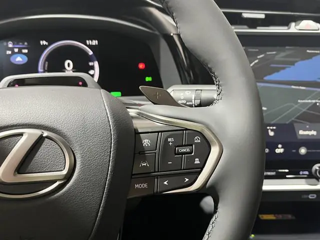 Lexus RZ