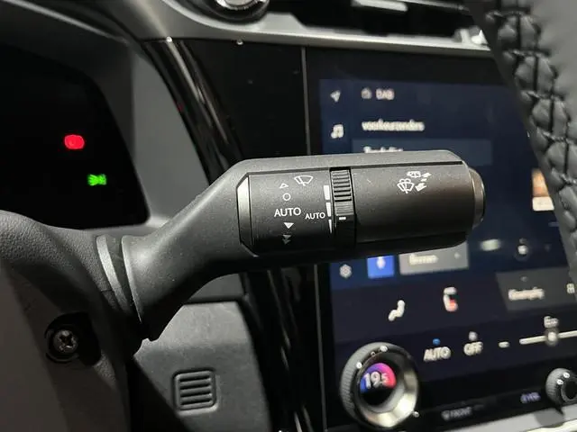 Lexus RZ