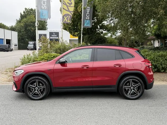 Mercedes-Benz GLA-klasse 250e AMG 218PK Pano•Trekhaak