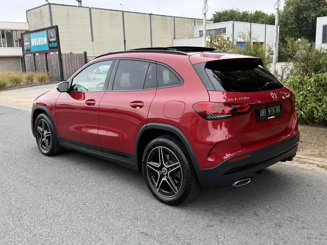 Mercedes-Benz GLA-klasse 250e AMG 218PK Pano•Trekhaak