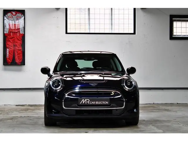 MINI Electric Resolute Edition 33 kWh | Parkeerassistent | Camera | Apple Carplay | Verwarmd stuur |...