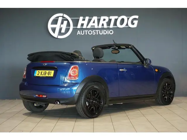 MINI Cabrio 1.6 + PDC / NAVIGATIE / 16'' LMV