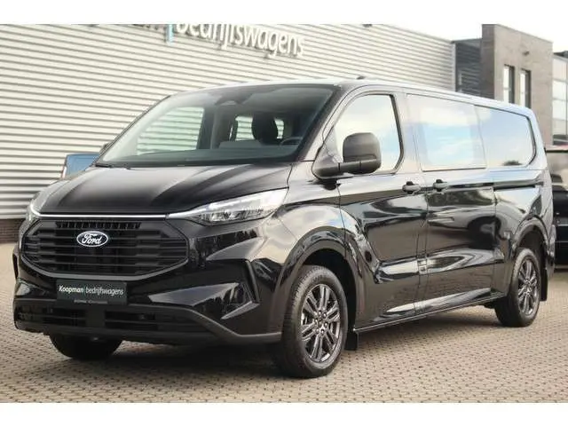 Ford Transit Custom 320 2.0TDCI 136pk L2H1 Trend DC | L+R Zijdeur | Keyless | Carplay/Android | Lease 717,- p/m