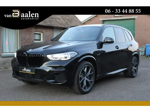 BMW X5 xDrive45e High Executive PHEV SOh 95% M-SPORT PANO NAVI LEER LASER 100.000KM!!!