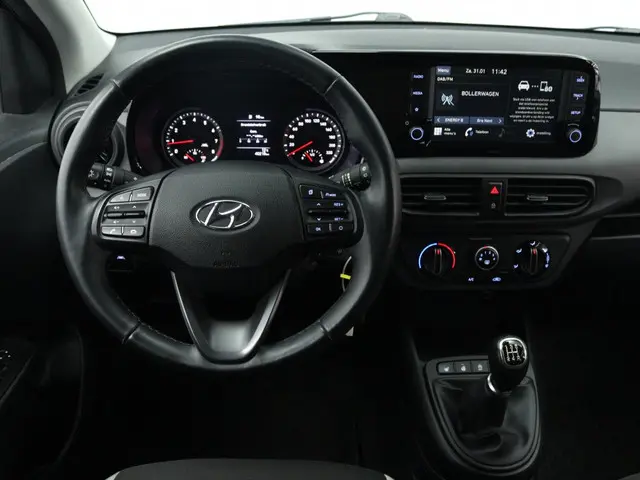 Hyundai i10 1.0 Comfort Black edition 30 Jahre | Carplay navigatie | Stoelve