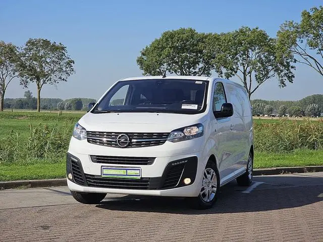 OPEL VIVARO l2h1 navi carplay!!