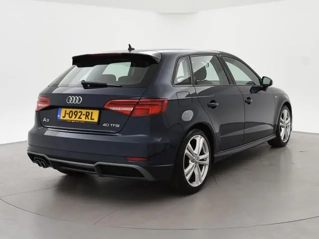Audi A3 Sportback 40 TFSI 190 PK S-TONIC AUT. DESIGN PRO LINE *COSMOSBLAUW METALLIC* + CARPLAY | STO...
