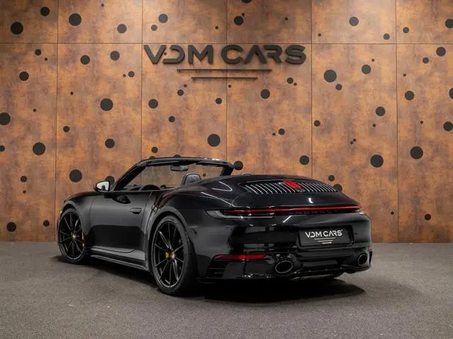 Porsche 911 Cabrio 3.0 Carrera 4S | PCCB | SportDesign | Lift | Achterasbest. | Sportuitlaat | Keyle...