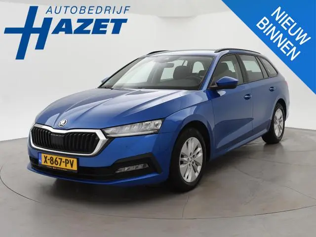 Skoda Octavia Combi 1.0 TSI RACE BLUE + WEGKL. TREKHAAK | VIRTUAL COCKPIT | APPLE CARPLAY | NAVIGATI...