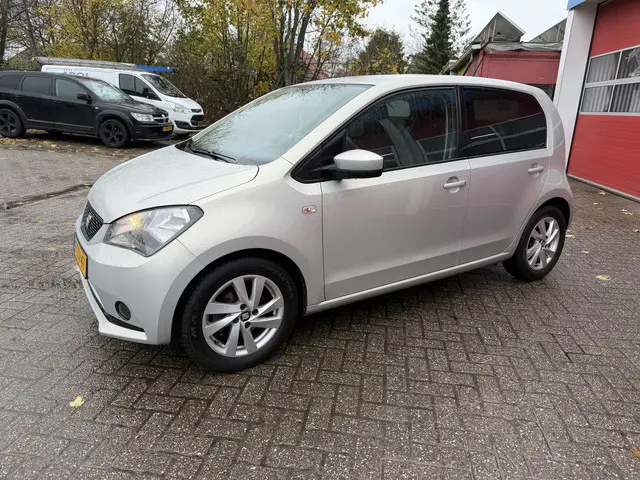 SEAT Mii 1.0 60 PK | Sport Dynamic | Stoelverwarming |