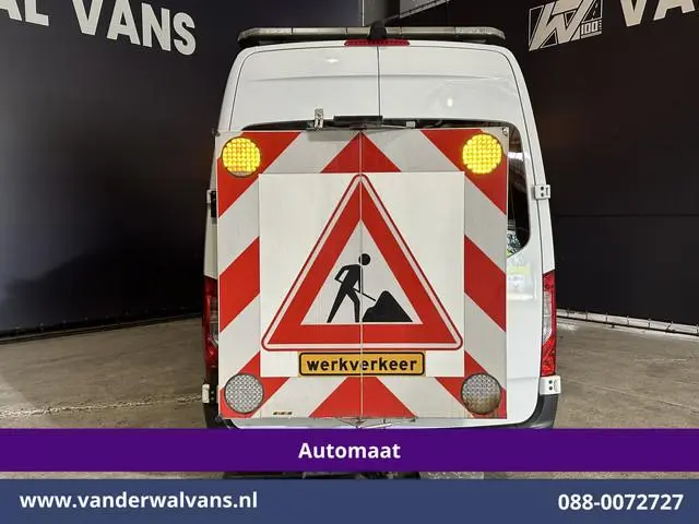 Mercedes-Benz Sprinter 317 CDI 170pk 9G-Tronic Automaat 3500kg Trekhaak L2H2 Inrichting Euro6 Airco...