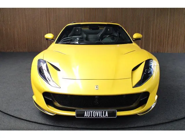 Ferrari 812 GTS