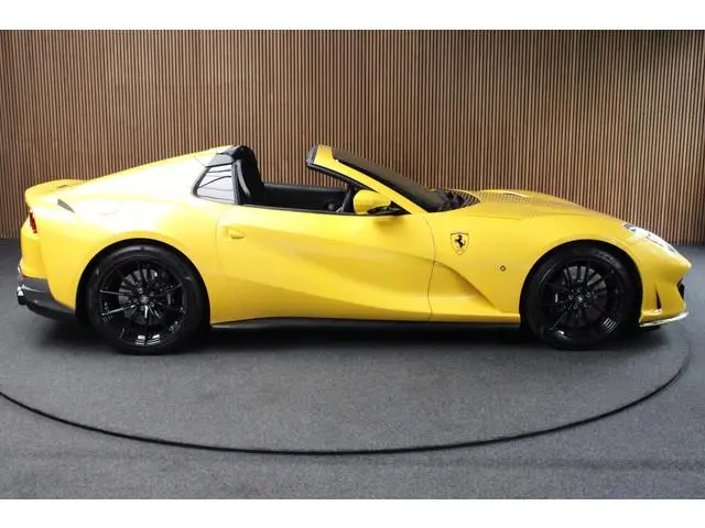 Ferrari 812 GTS