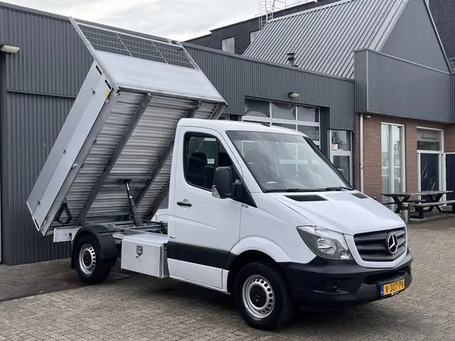 Mercedes-Benz Sprinter 211 2.2 CDI Kipper Airco Trekhaak 3 persoons Open laadbak Navigatie Pick-up p...