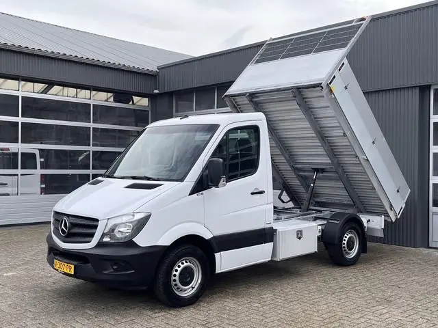Mercedes-Benz Sprinter 211 2.2 CDI Kipper Airco Trekhaak 3 persoons Open laadbak Navigatie Pick-up p...
