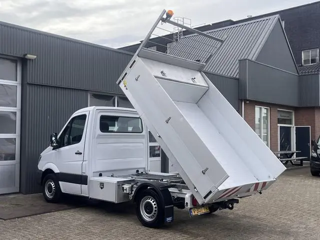 Mercedes-Benz Sprinter 211 2.2 CDI Kipper Airco Trekhaak 3 persoons Open laadbak Navigatie Pick-up p...