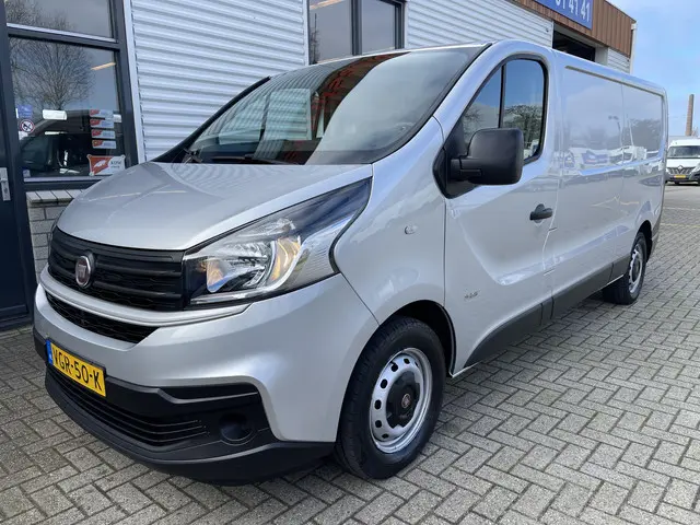 Fiat Talento 2.0 MultiJet 145pk L2H1 Basis / zilver metallic / vaste prijs rijklaar € 13.950 ex btw...