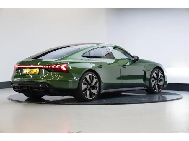 Audi e-tron GT