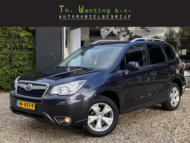 Subaru Forester 2.0 Luxury | Stoelverwarming | Lederen Bekleding | Cruise Control | Navigatie | Achteruitrijcamera | Trekhaak Afneembaar |