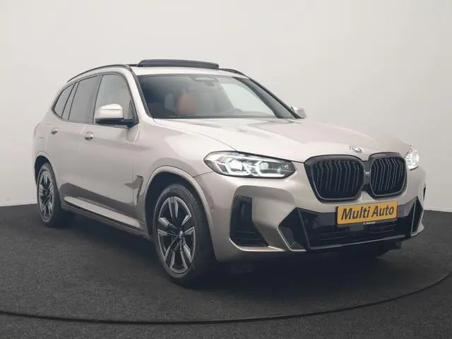 BMW iX3