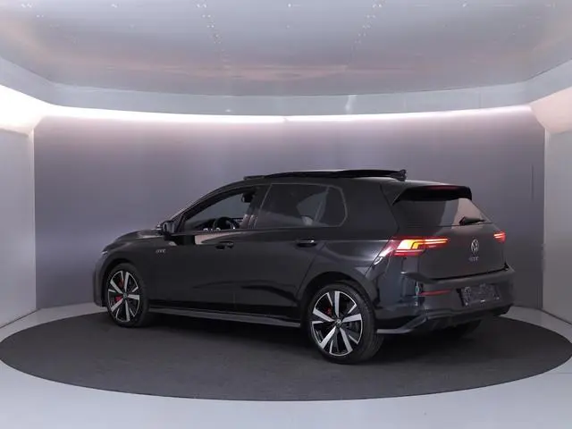 Volkswagen Golf 1.5 eHybrid GTE 272 PK PHEV | Verlengde garantie | Head up display | Panorama dak |...