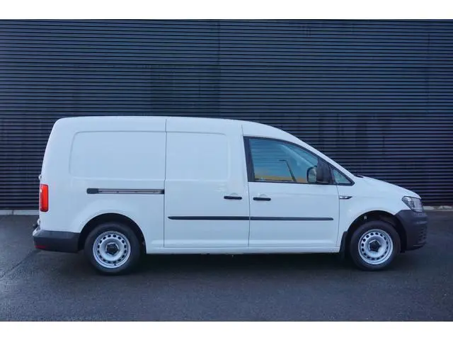 Volkswagen Caddy 102pk L2H1  Maxi Trekhaak Airco Cruise control Stoelverwarming Parkeersensoren