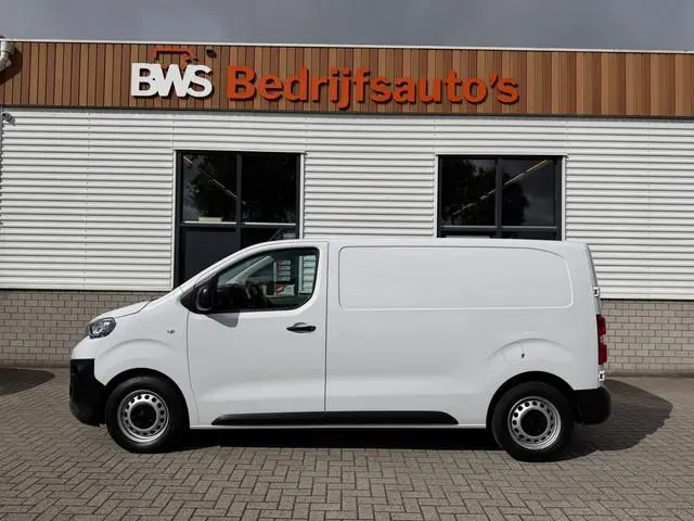 Peugeot Expert 1.5 BlueHDI L2H1 120pk Standard Premium / vaste prijs rijklaar € 11.950 ex btw / euro...