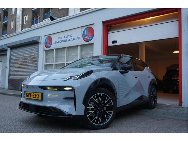 ZEEKR X AWD Privilege 69 kWh | 429pk | 0-100 3.8sec | Full Options | Panoramadak | Head Up Display | Sfeerverlichting | Leer | Electr stoelen + memory + massage + koeling + verwarming